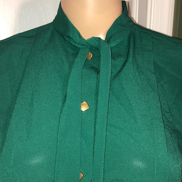 Bisou Bisou Michele Bohbot Green Top. NWT. XS - Picture 2 of 10